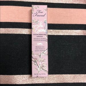 Too Faced Lipstick